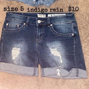 Indigo Rein jean shorts. Size 5